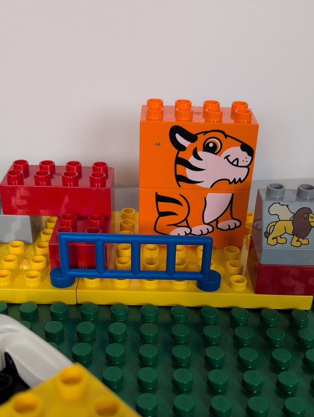 Lego Duplo Zoo Set - Picture 4 of 8